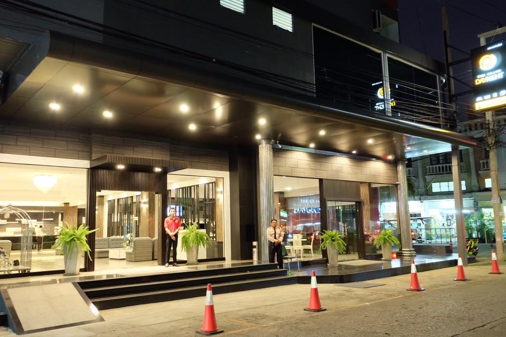 Hotel The Grand Day Night Pattaya Exteriér fotografie